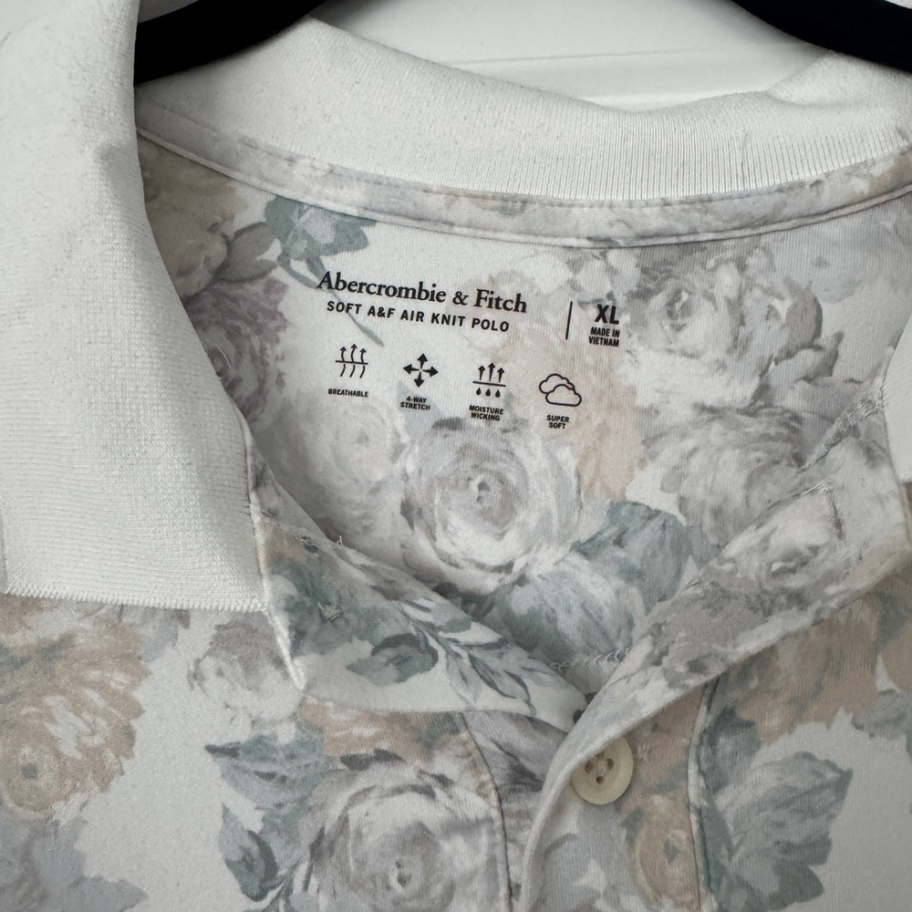 Abercrombie & Fitch Floral Polo in White, Light Gray, Sage, and Beige